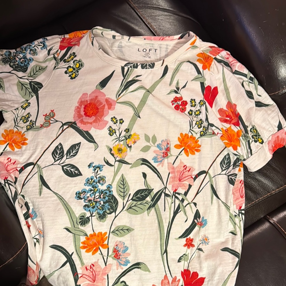 LOFT Red and Orange Boxy Short Sleeve Tee